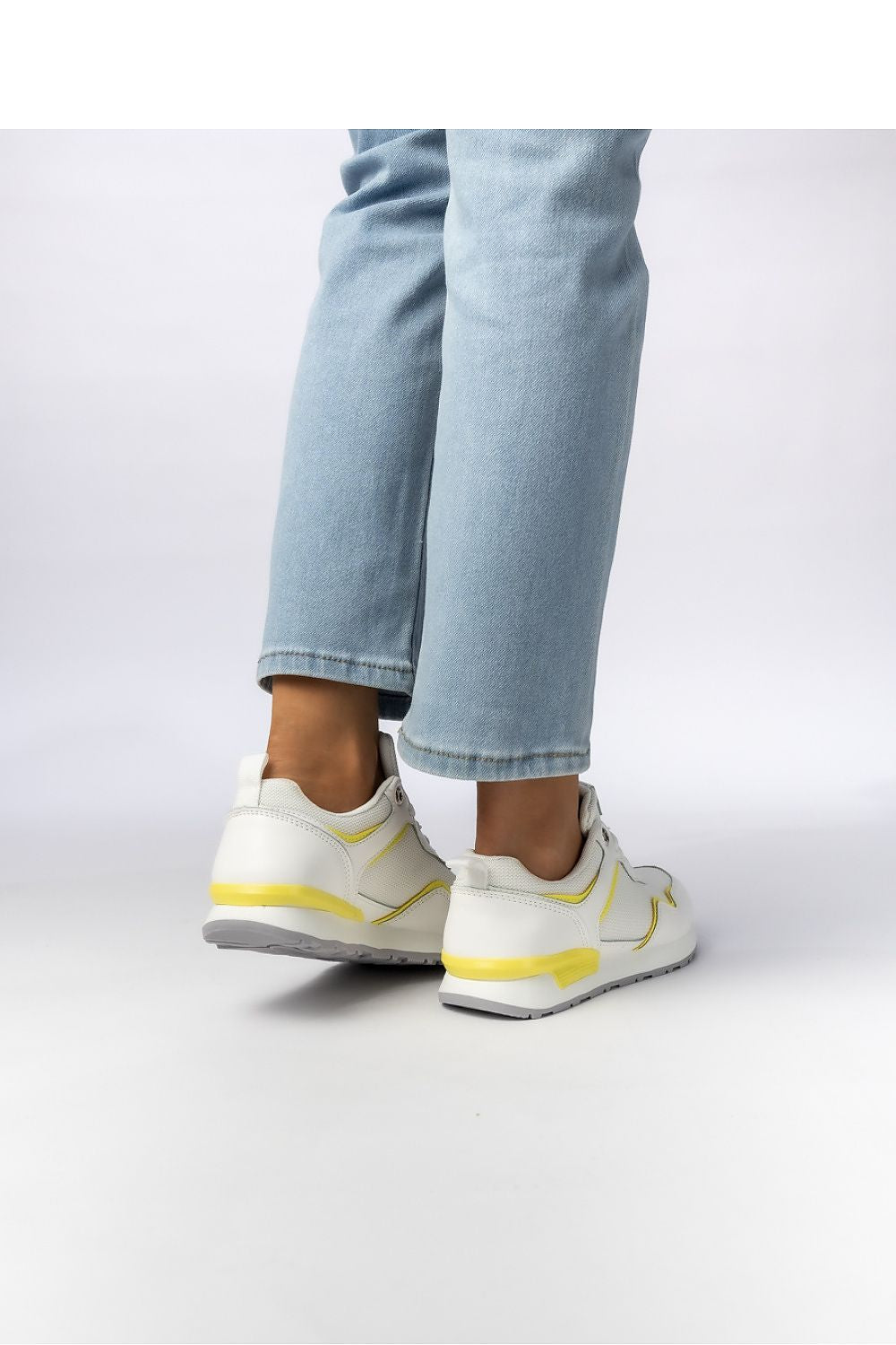  Chaussures de sport model 210581 Inello 