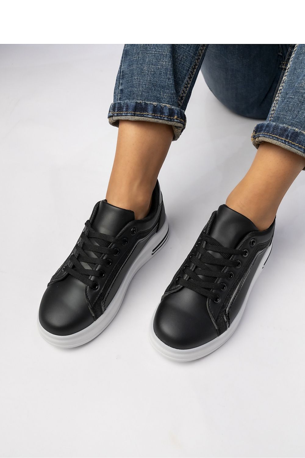  Chaussures de sport model 210586 Inello 