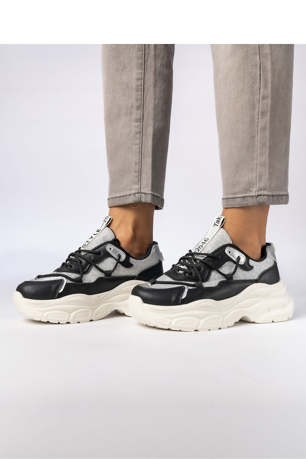  Chaussures de sport model 210599 Inello 