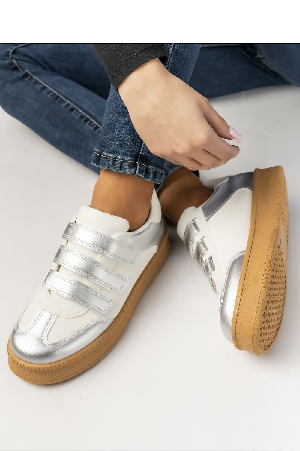  Baskets model 210605 Inello 