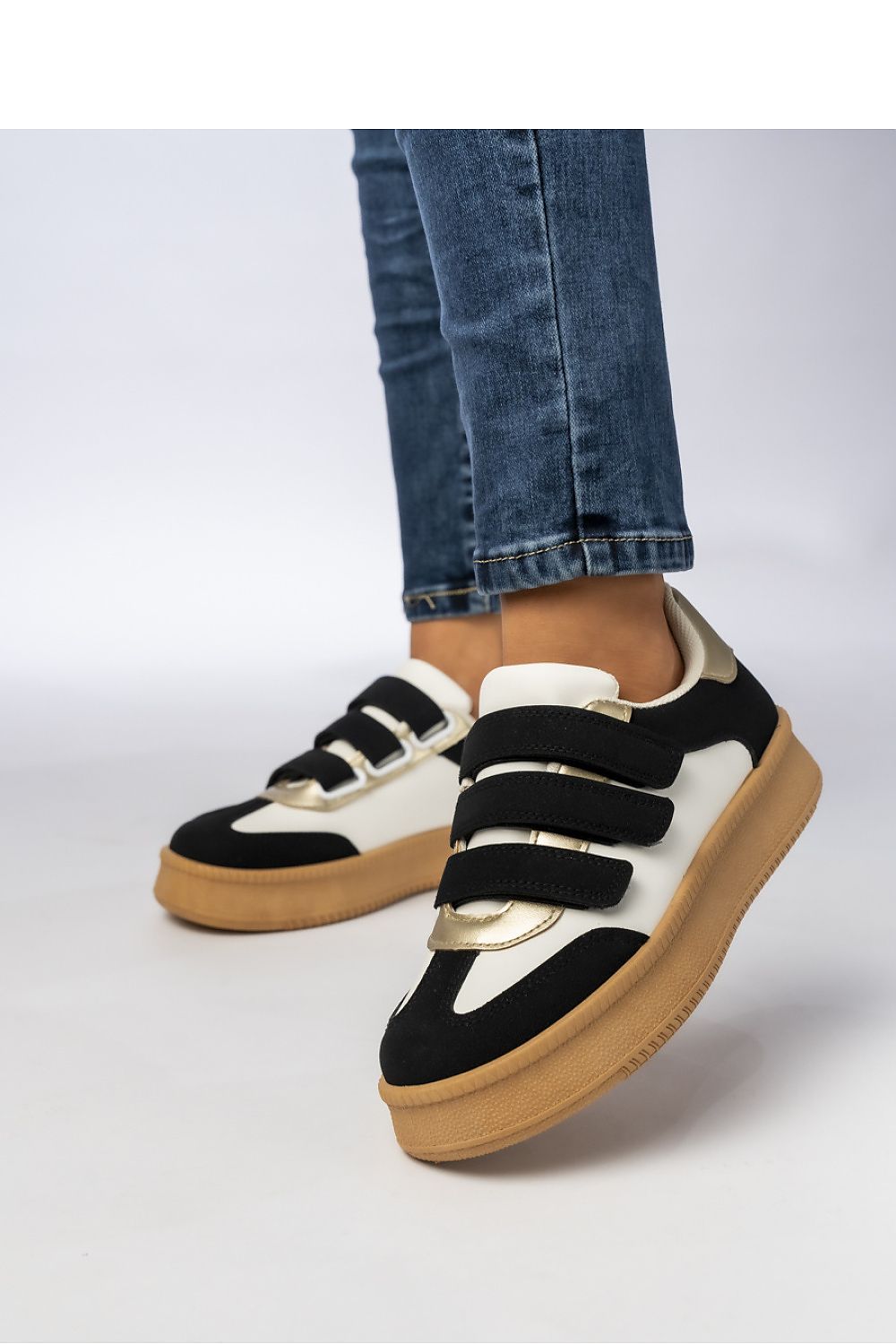  Baskets model 210609 Inello 