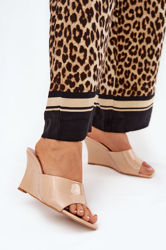  Clacquettes model 210784 Step in style 