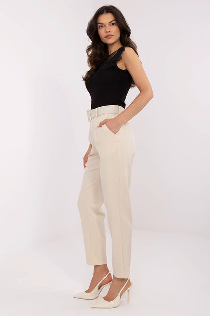 Pantalon femme model 211175 NM 