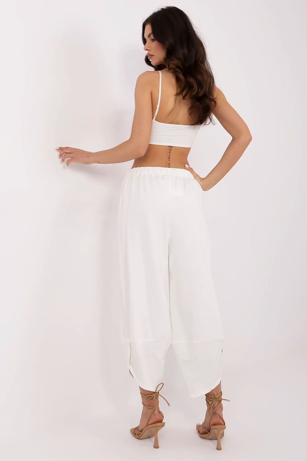  Pantalon survêtement model 211189 Relevance 