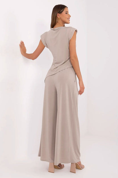  L`ensemble model 211277 Italy Moda 
