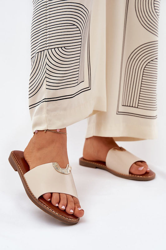  Clacquettes model 211706 Step in style 