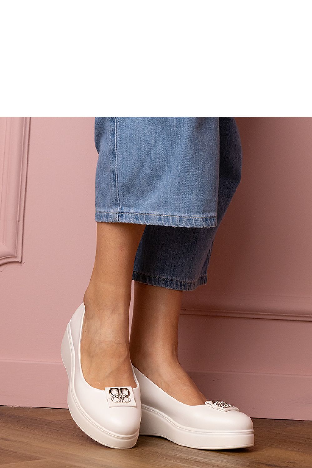  Chaussures basses &agrave; cothurnes model 211771 PRIMO 