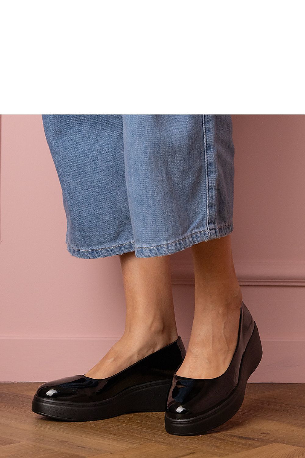  Chaussures basses &agrave; cothurnes model 211772 PRIMO 