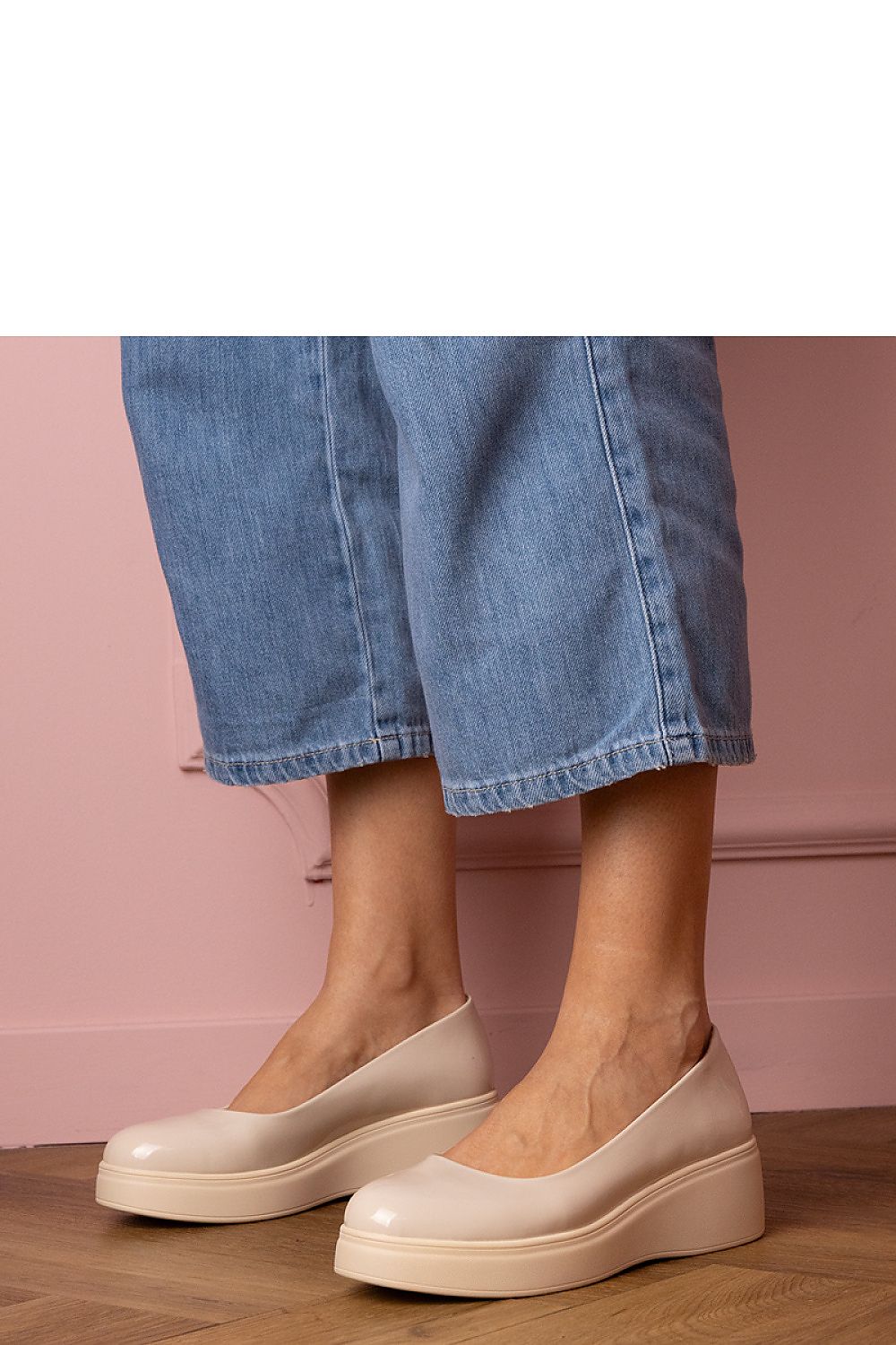  Chaussures basses &agrave; cothurnes model 211773 PRIMO 