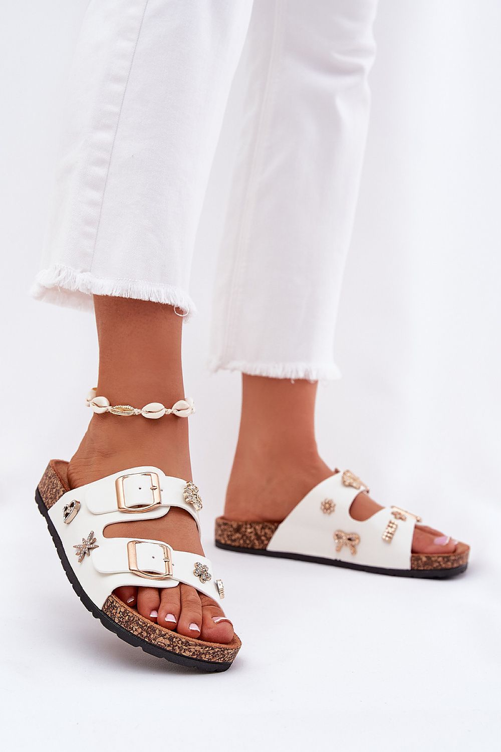  Clacquettes model 212150 Step in style 