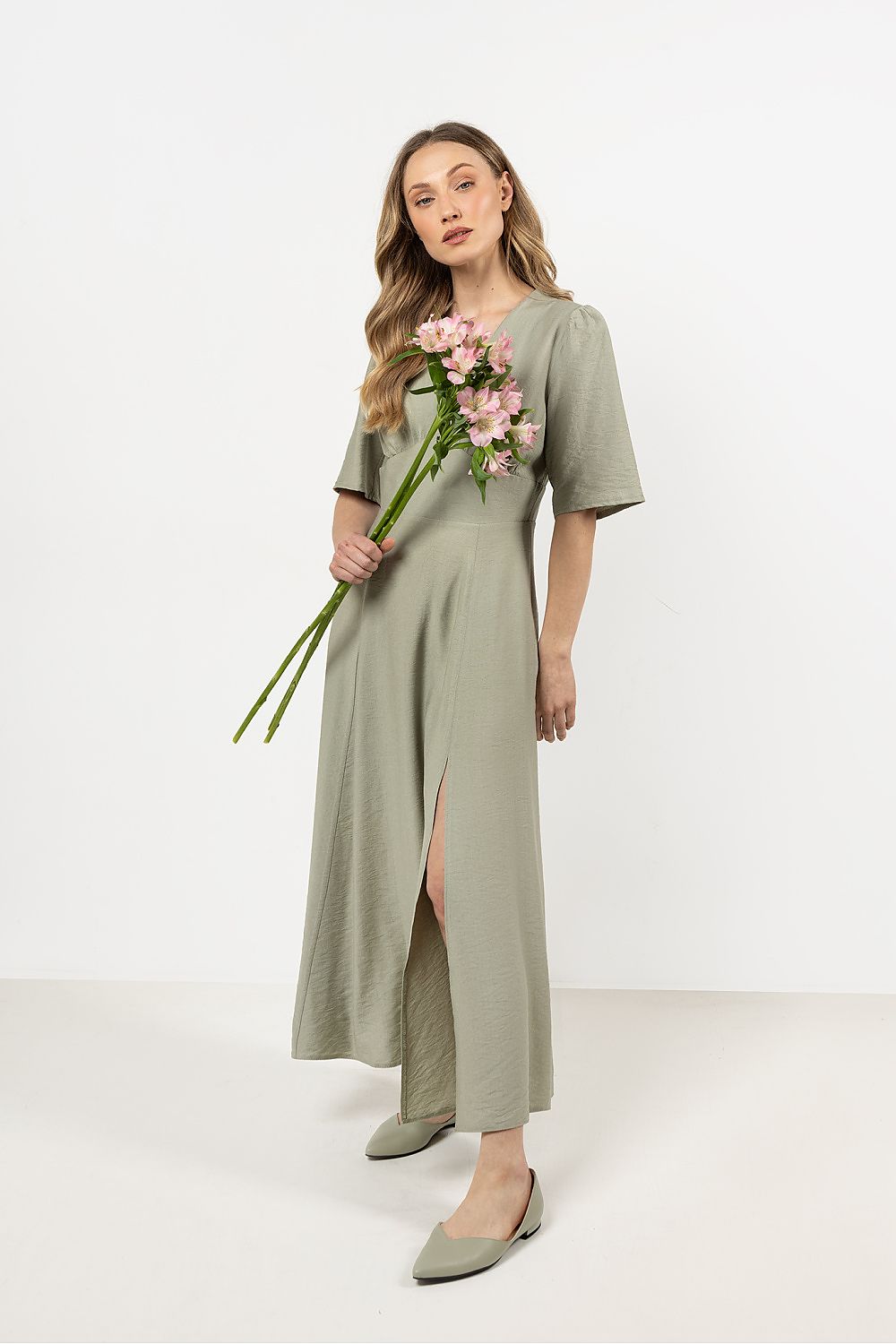  Robe de jour model 212213 awama 