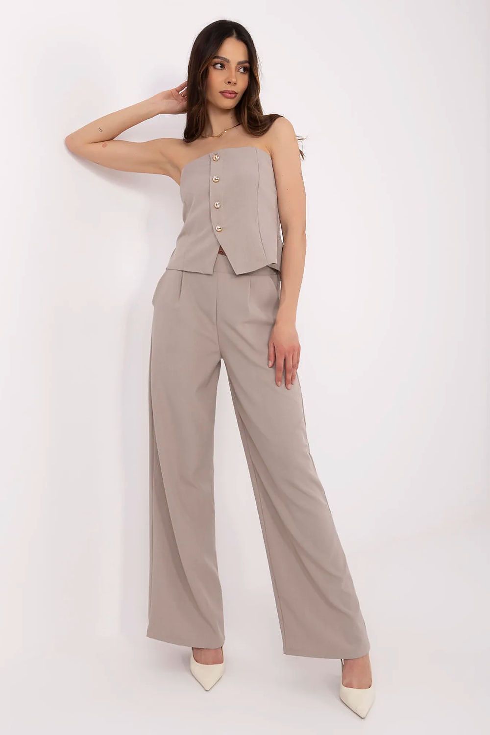  L`ensemble model 212277 Italy Moda 