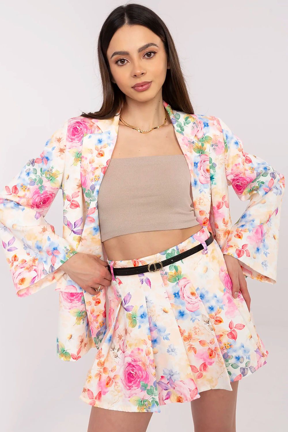  L`ensemble model 212288 Italy Moda 