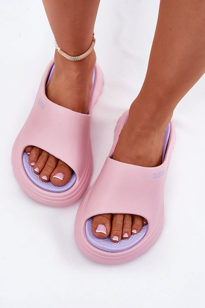  Clacquettes model 212372 Step in style 