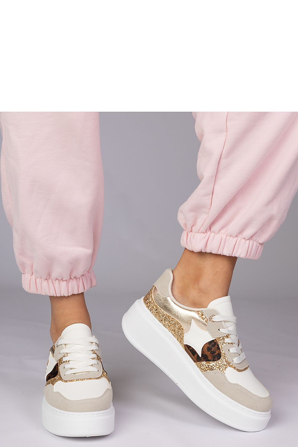  Chaussures de sport model 212421 PRIMO 