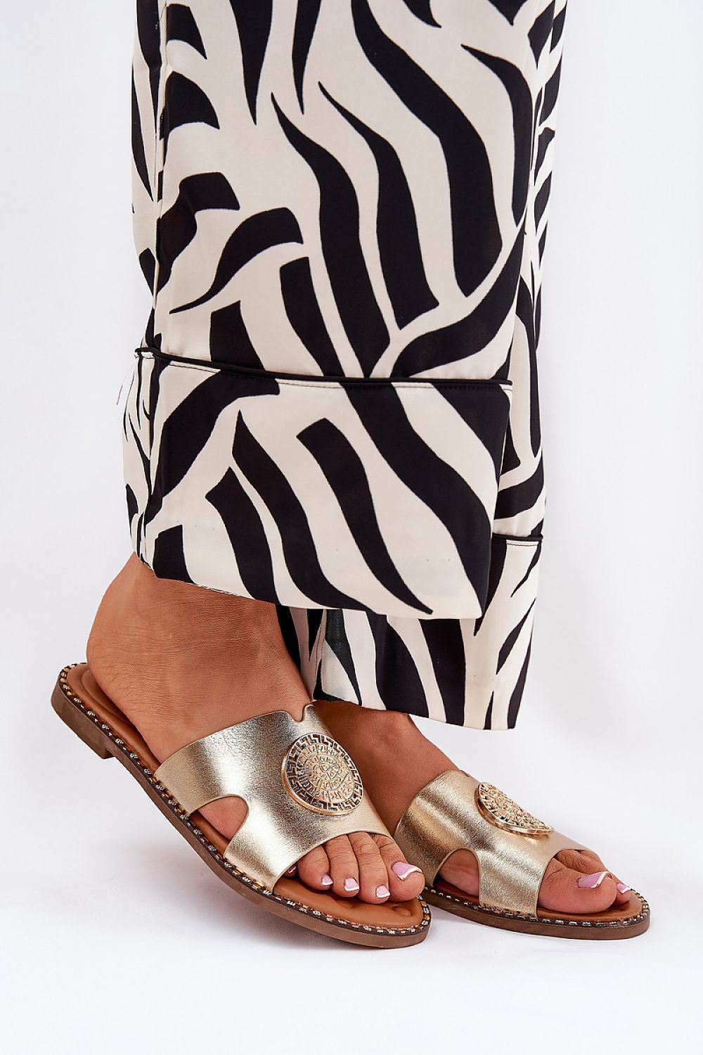  Clacquettes model 212607 Step in style 