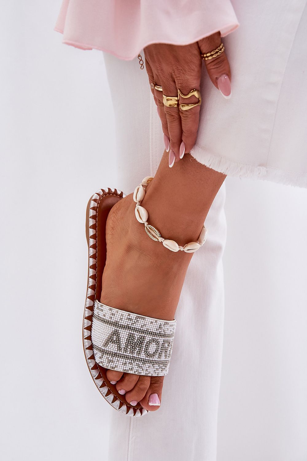  Clacquettes model 212613 Step in style 