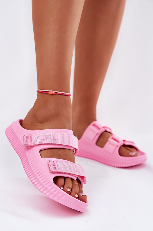  Clacquettes model 212712 Step in style 