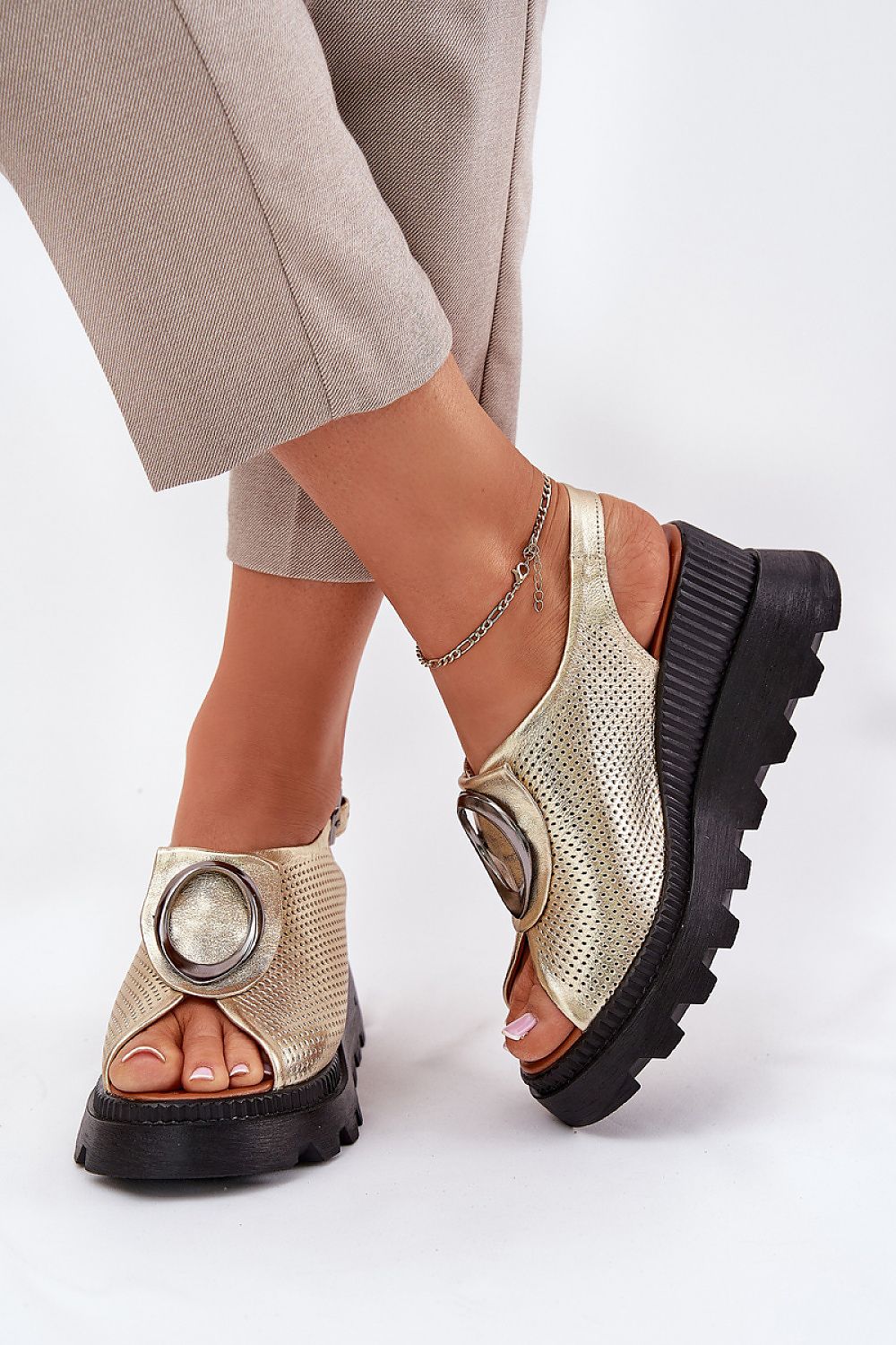  Cothurnes model 213004 Step in style 