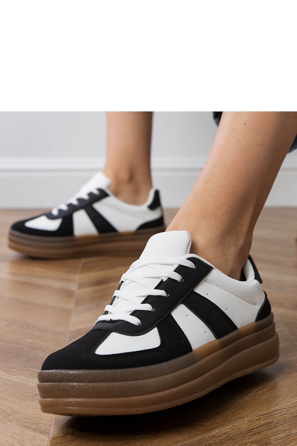  Chaussures de sport model 213364 PRIMO 