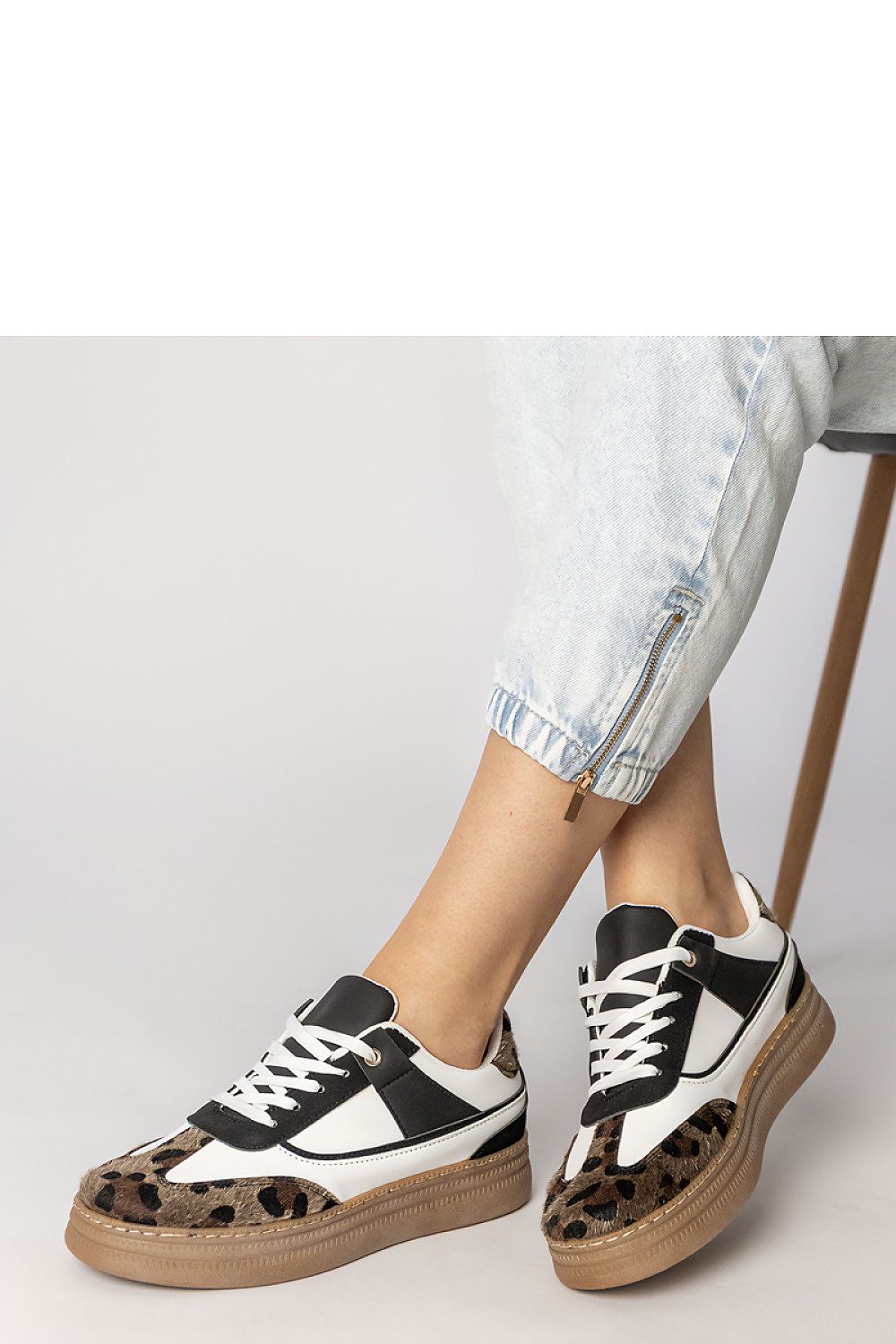  Chaussures de sport model 213761 PRIMO 