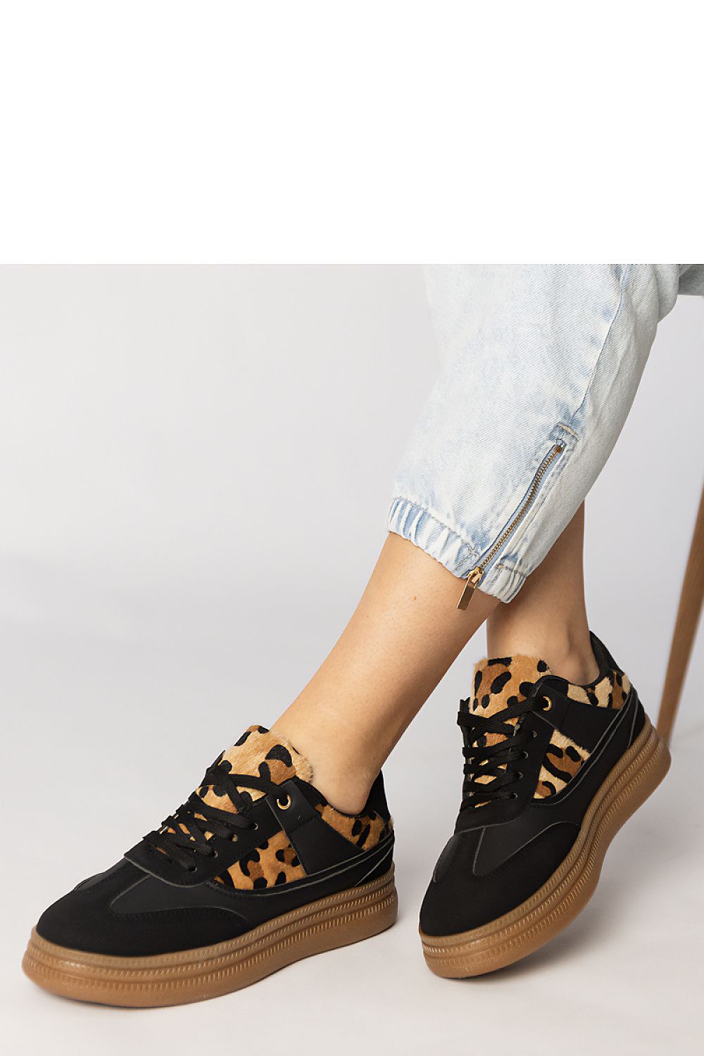  Chaussures de sport model 213762 PRIMO 