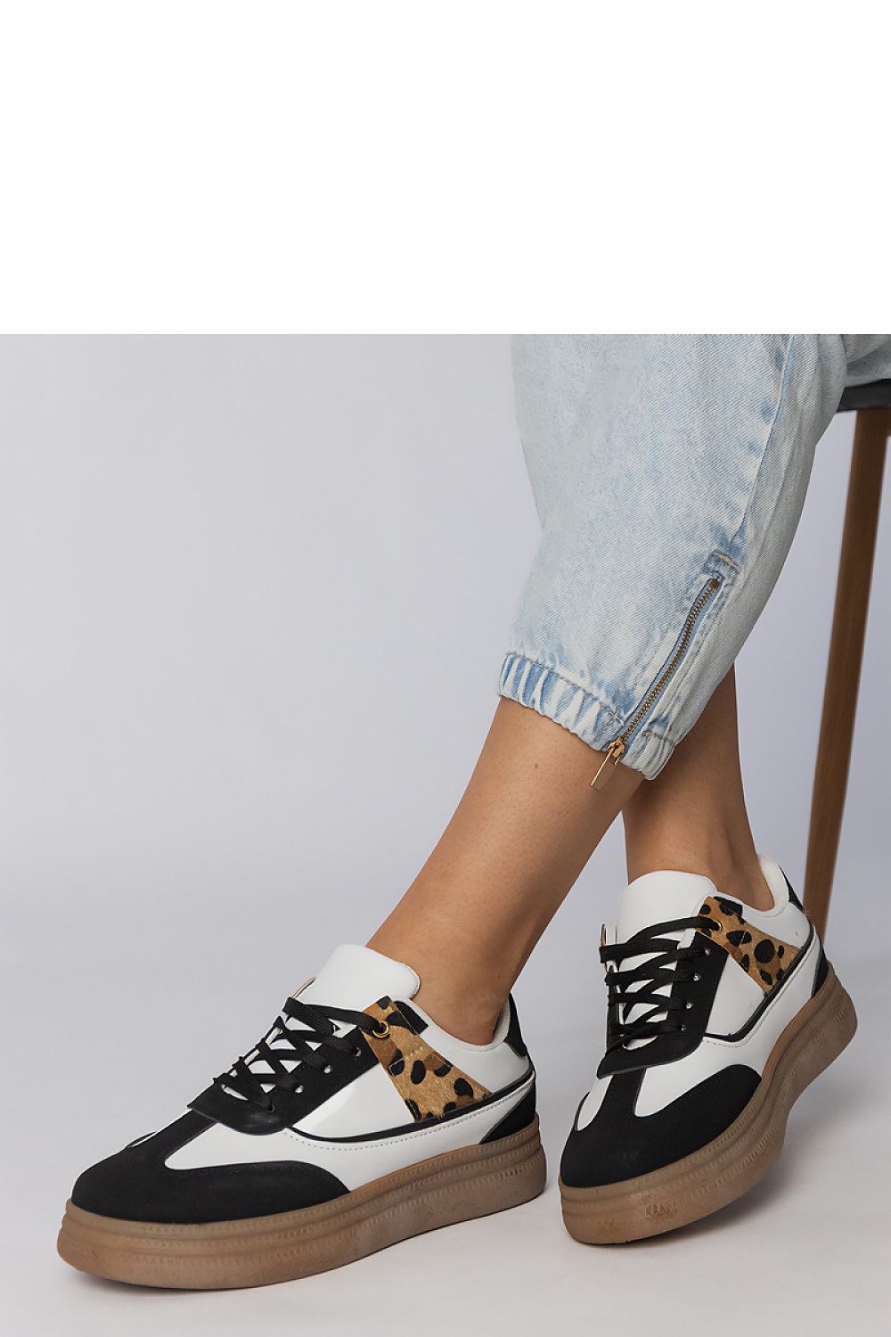  Chaussures de sport model 213763 PRIMO 