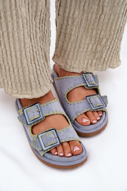  Clacquettes model 213958 Step in style 