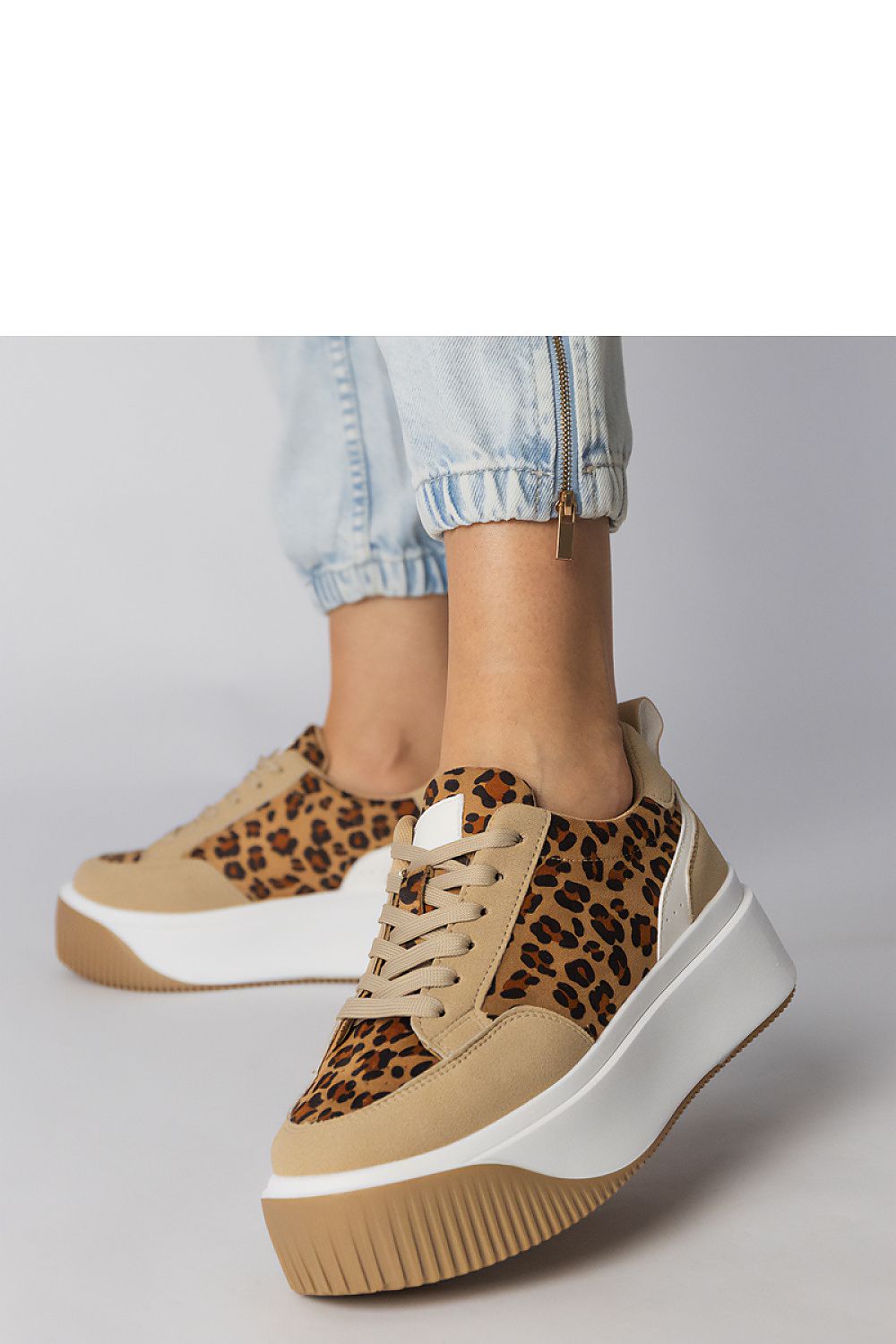  Chaussures de sport model 213995 PRIMO 