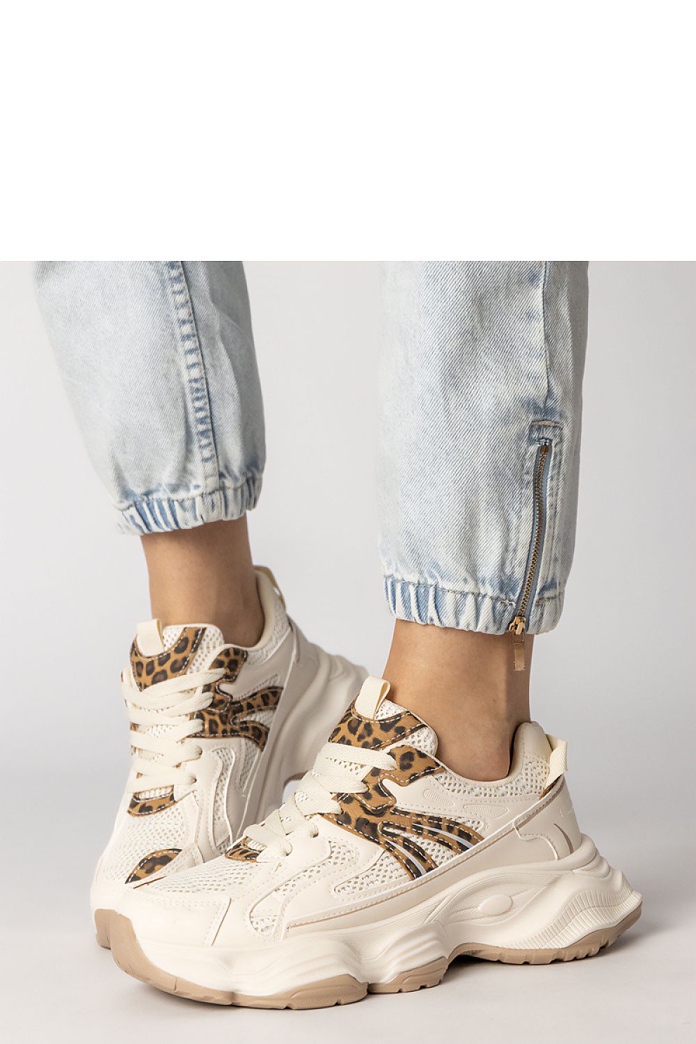  Chaussures de sport model 213997 PRIMO 