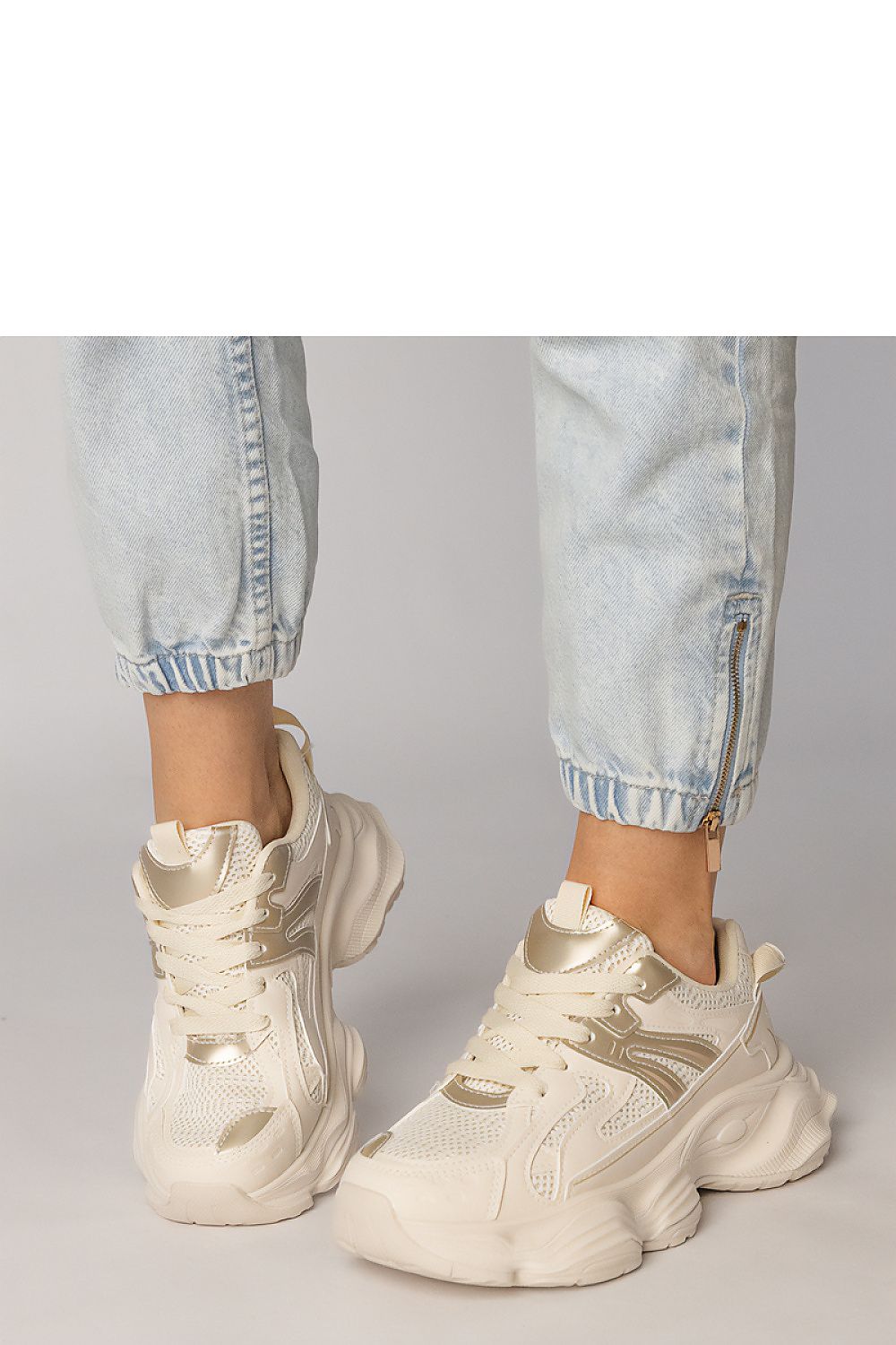  Chaussures de sport model 213998 PRIMO 