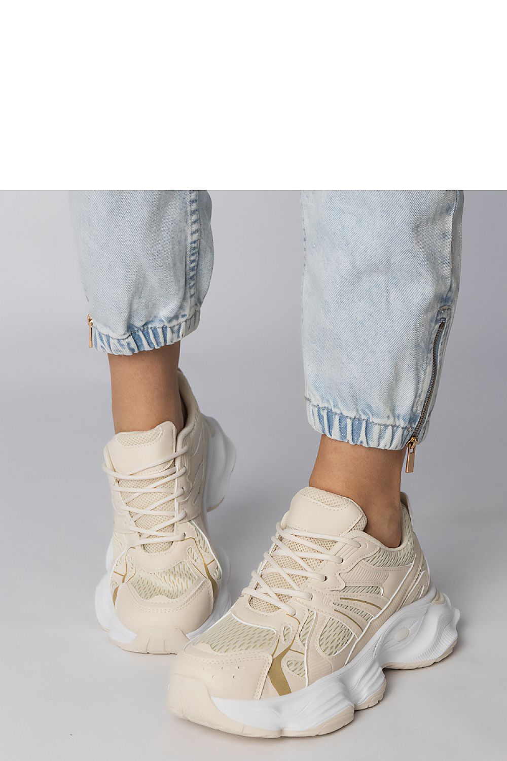  Chaussures de sport model 214012 PRIMO 