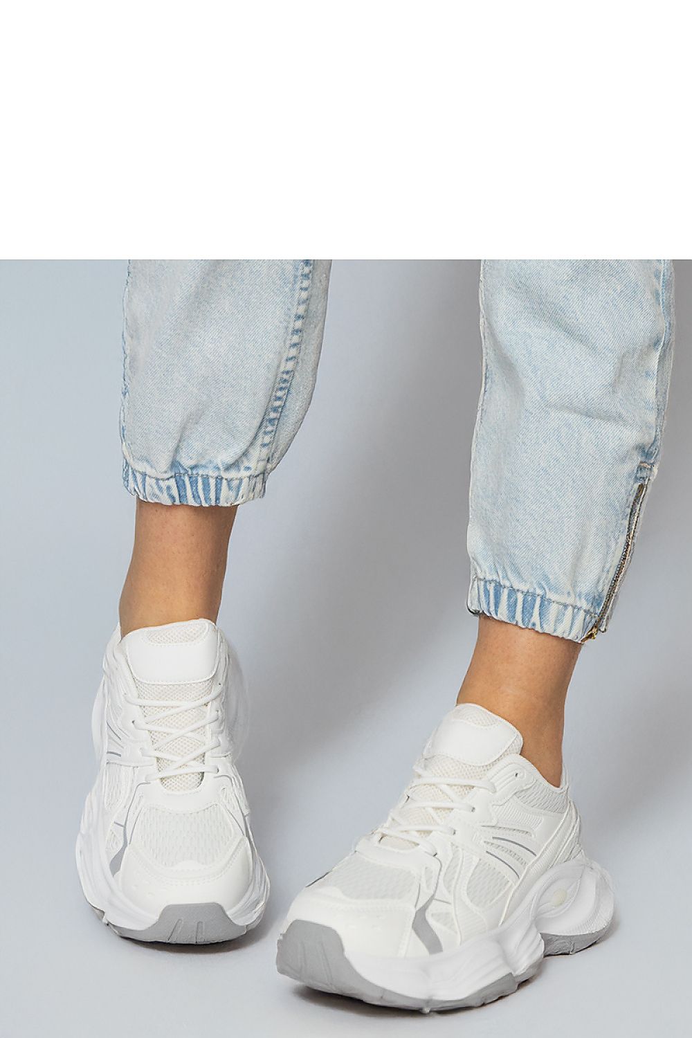  Chaussures de sport model 214013 PRIMO 