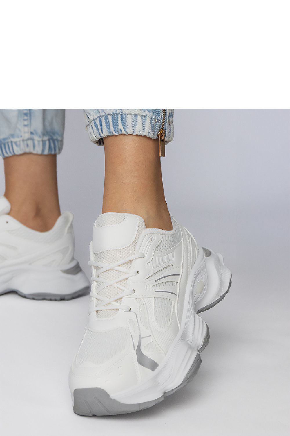  Chaussures de sport model 214013 PRIMO 