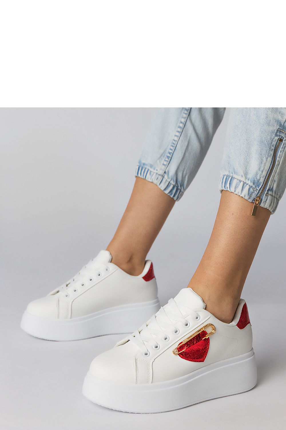  Chaussures de sport model 214016 PRIMO 