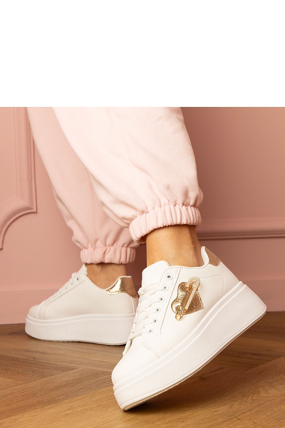  Chaussures de sport model 214021 PRIMO 