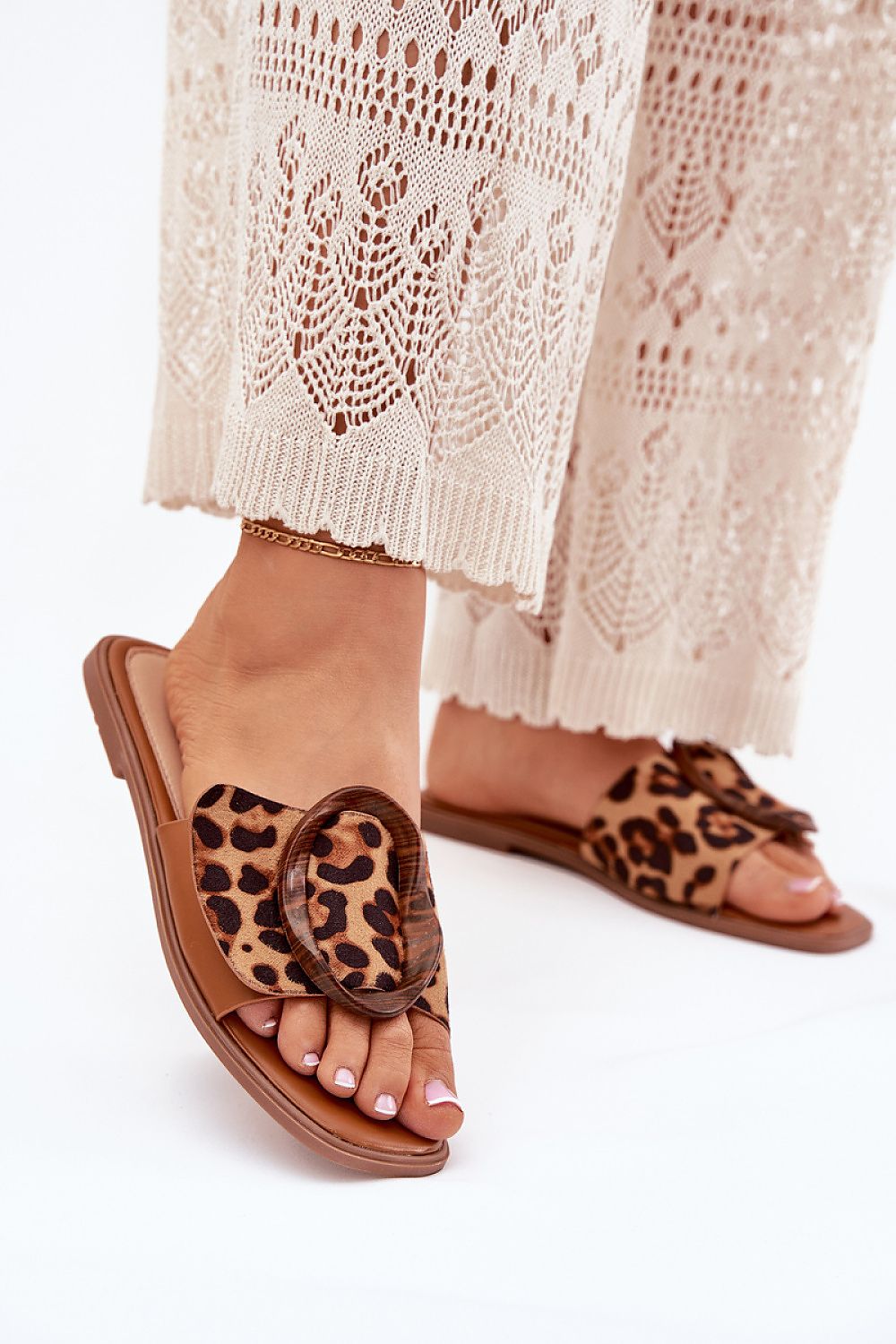  Clacquettes model 214134 Step in style 