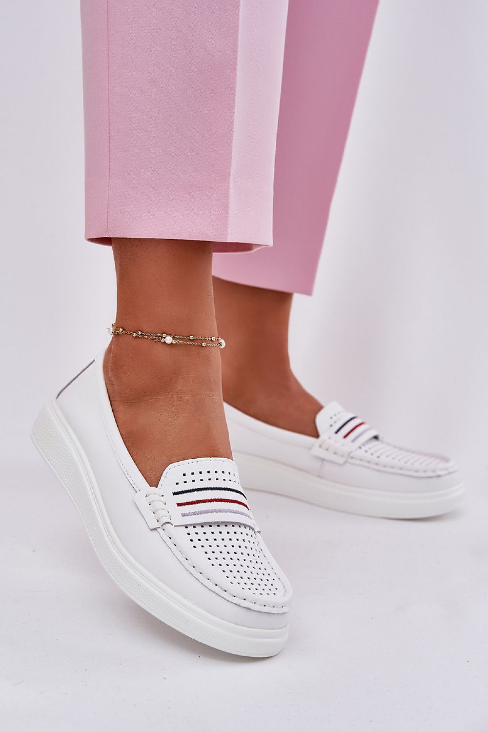 Moccasins model 214331 Step in style 