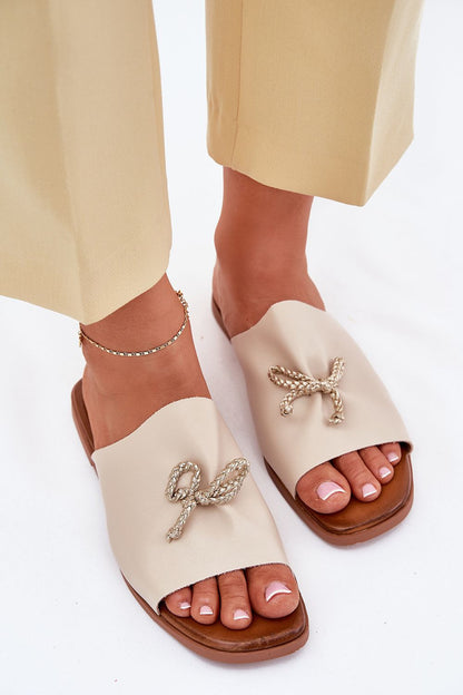 Clacquettes model 214377 Step in style 