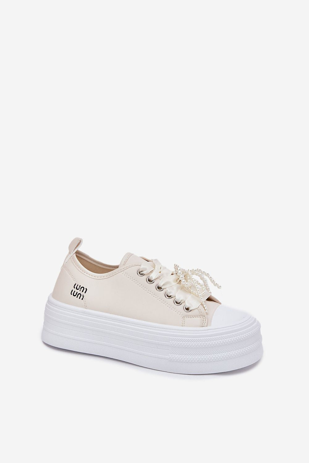  Baskets model 214394 Step in style 