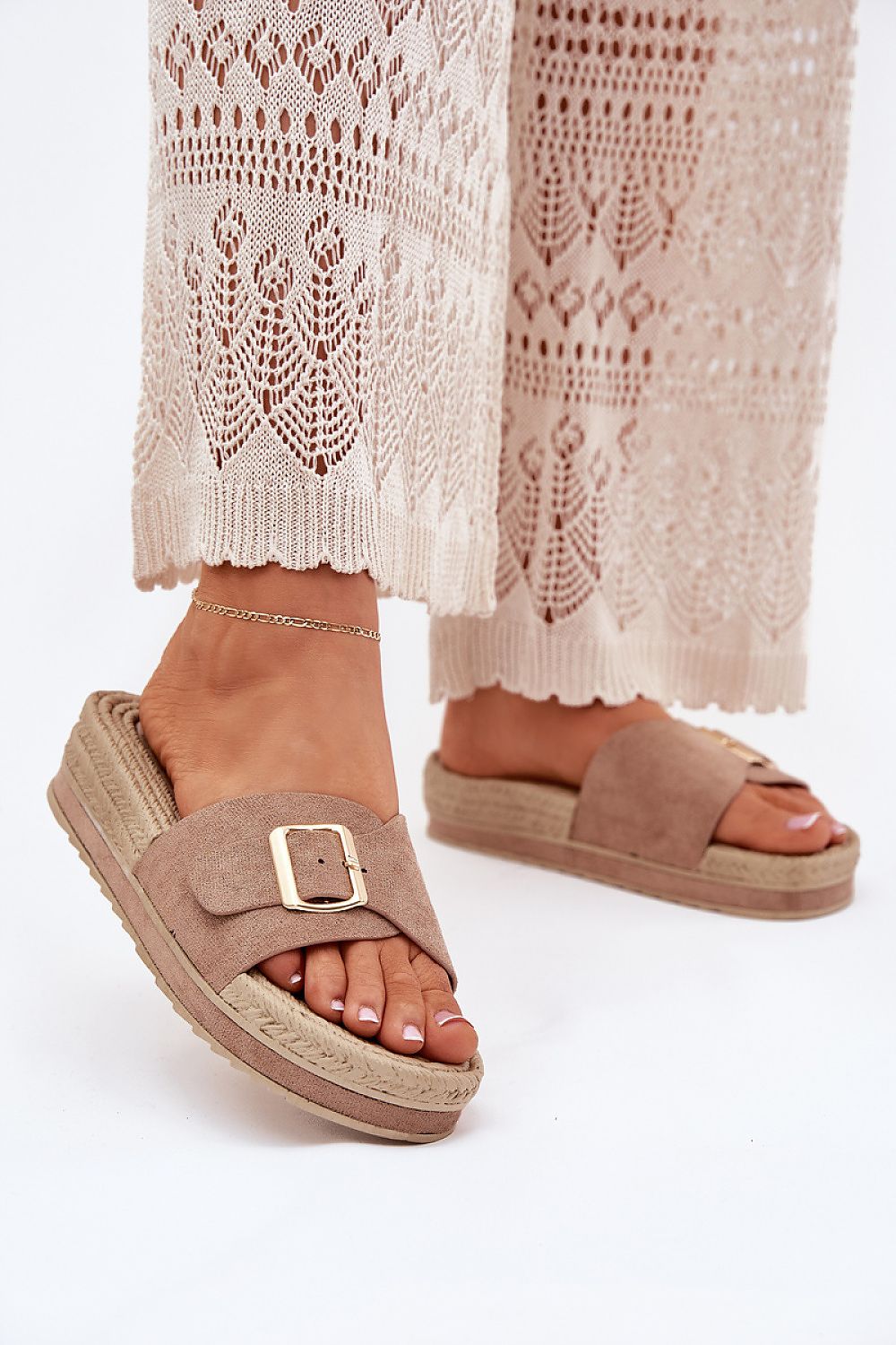  Clacquettes model 214724 Step in style 
