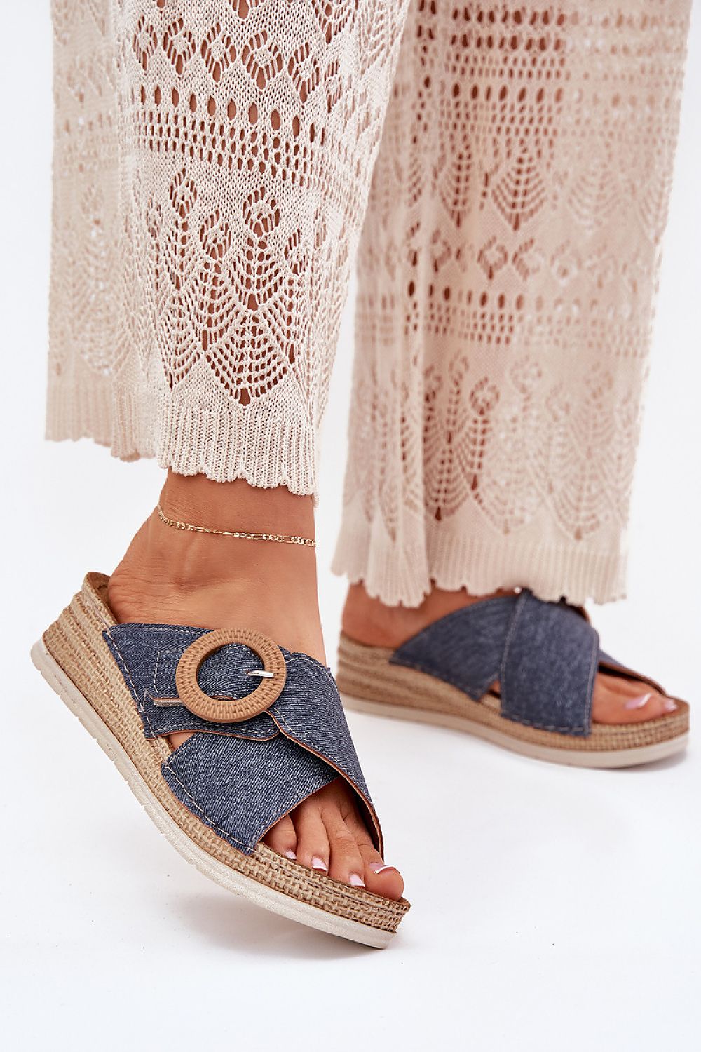  Clacquettes model 214736 Step in style 