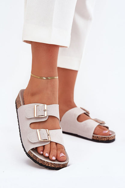  Clacquettes model 215424 Step in style 
