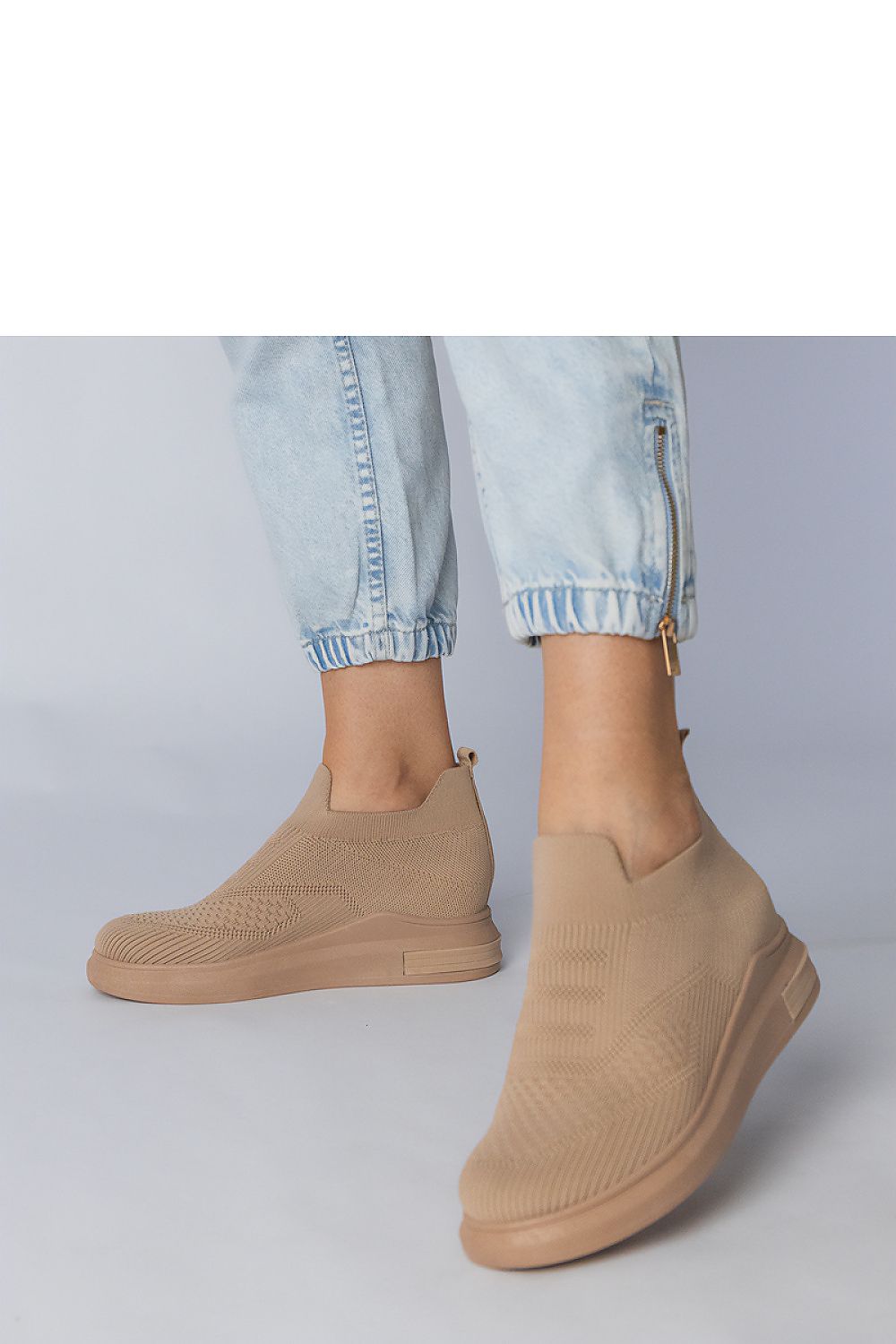  Chaussures de sport model 215450 PRIMO 