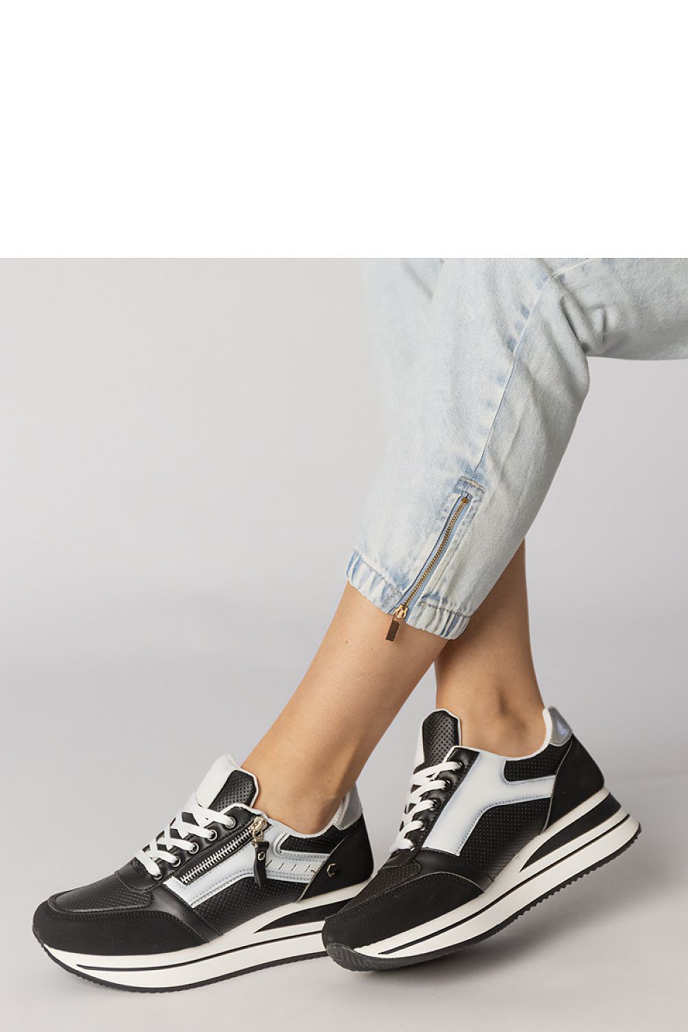  Chaussures de sport model 215455 PRIMO 