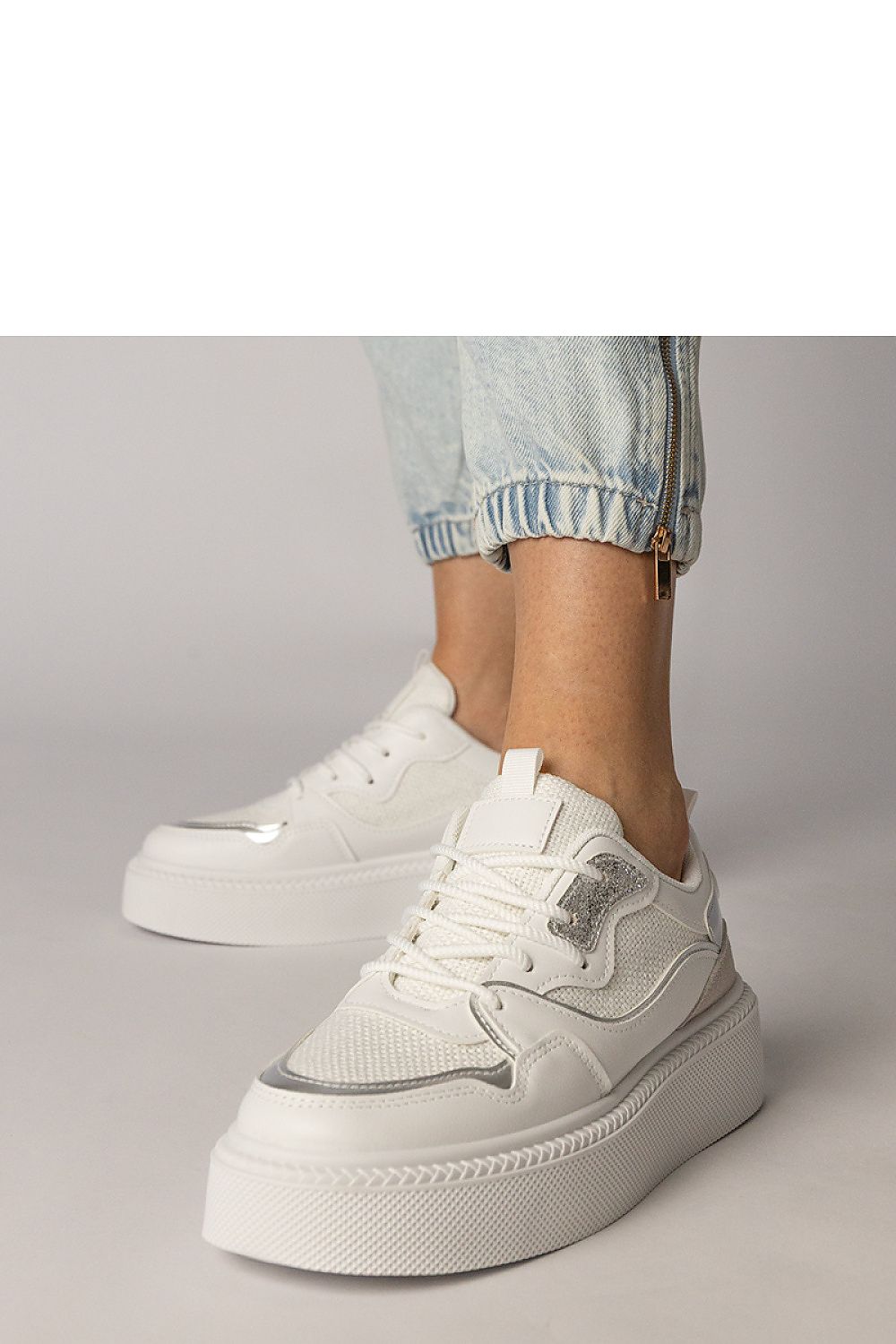  Chaussures de sport model 215457 PRIMO 