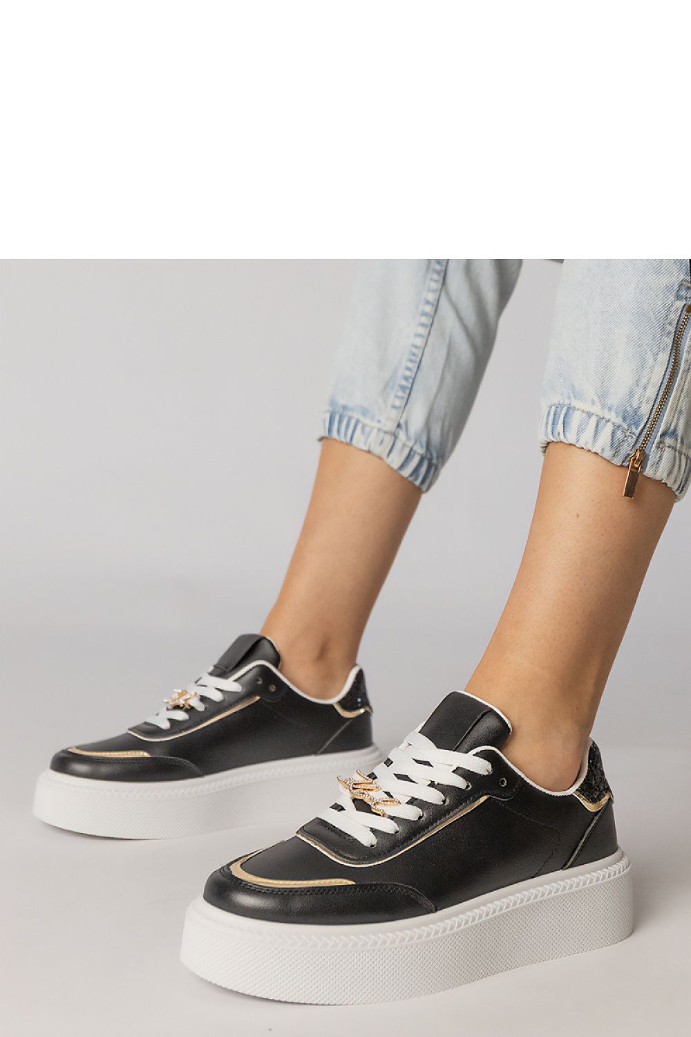  Chaussures de sport model 215458 PRIMO 