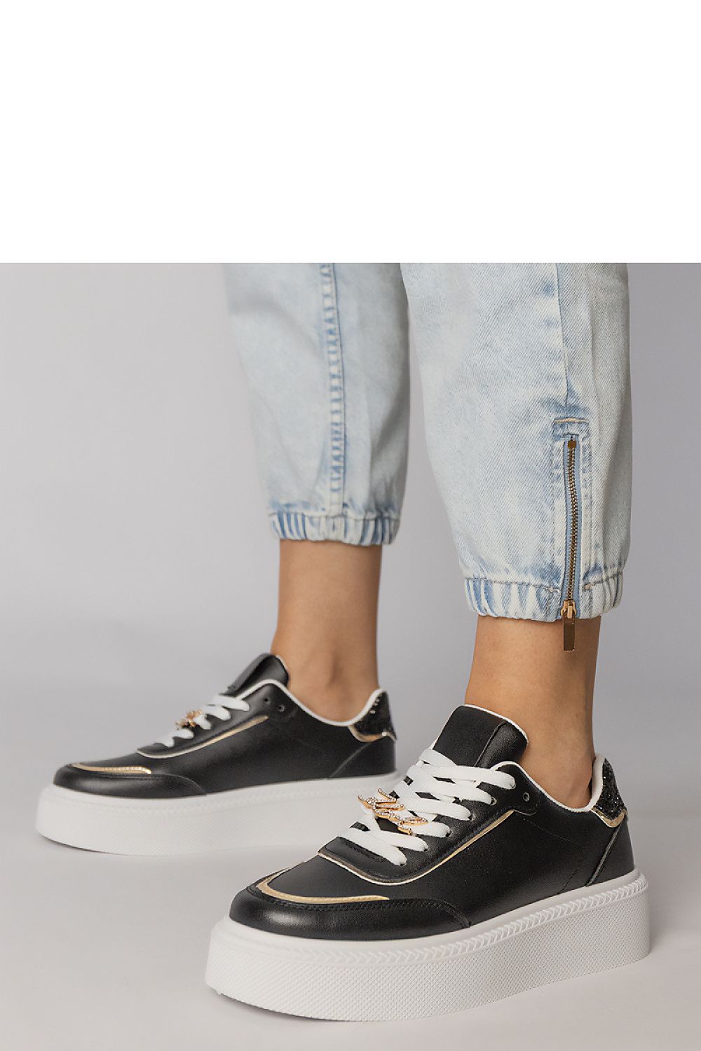  Chaussures de sport model 215458 PRIMO 