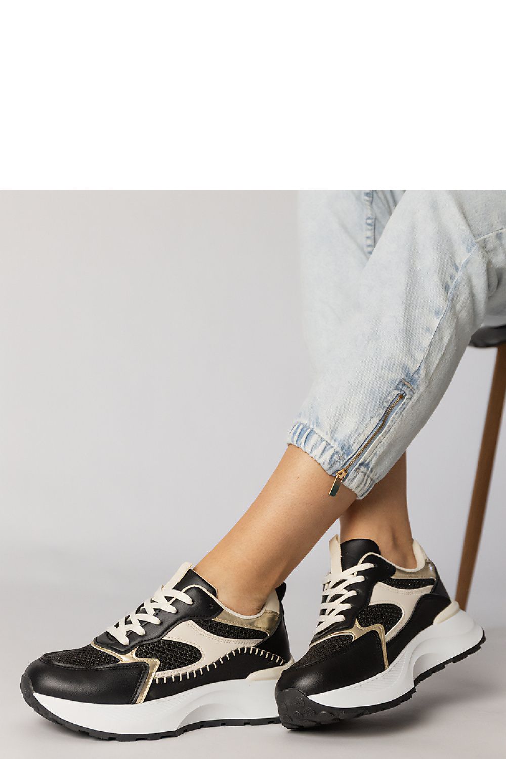  Chaussures de sport model 215459 PRIMO 