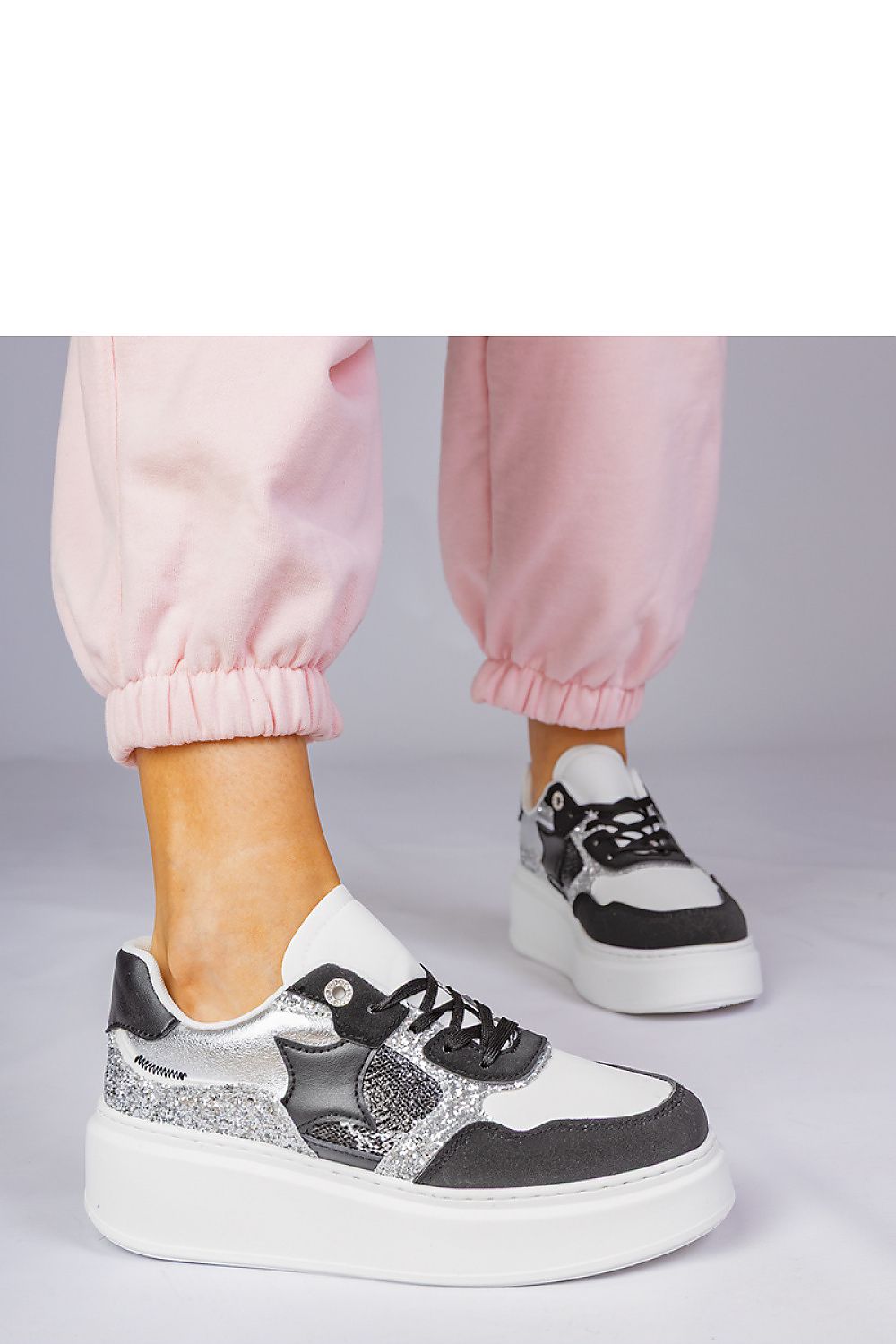  Chaussures de sport model 215466 PRIMO 